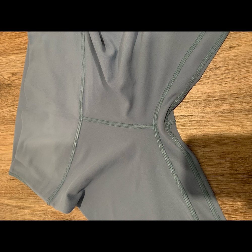 NWOT lululemon align pant 25” in aquatic green - Picture 4 of 6